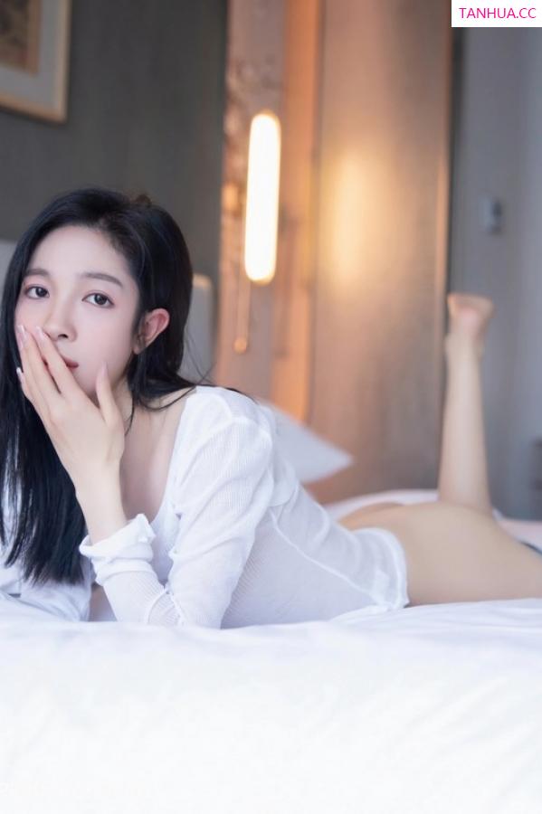 刘蓝蔻 Eva_茜茜 [XiuRen]高清写真图 2023.04.23 No.6619 茜茜Kimi 清纯美腿第68张图片